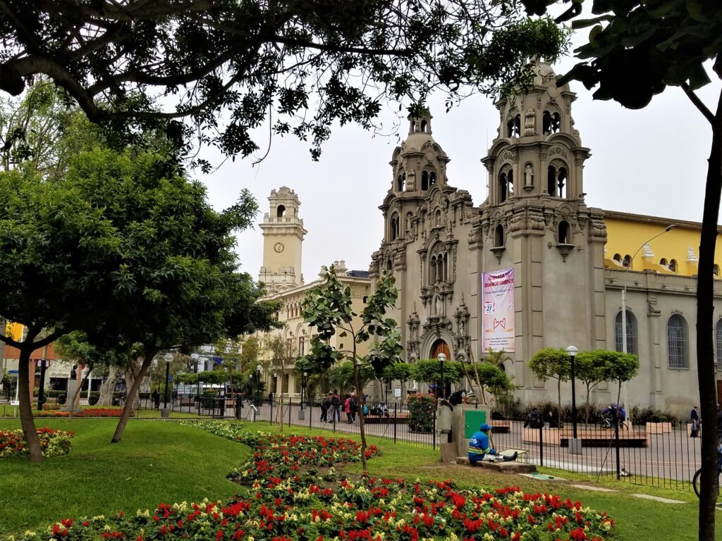 Parque Kennedy in Miraflores, Lima