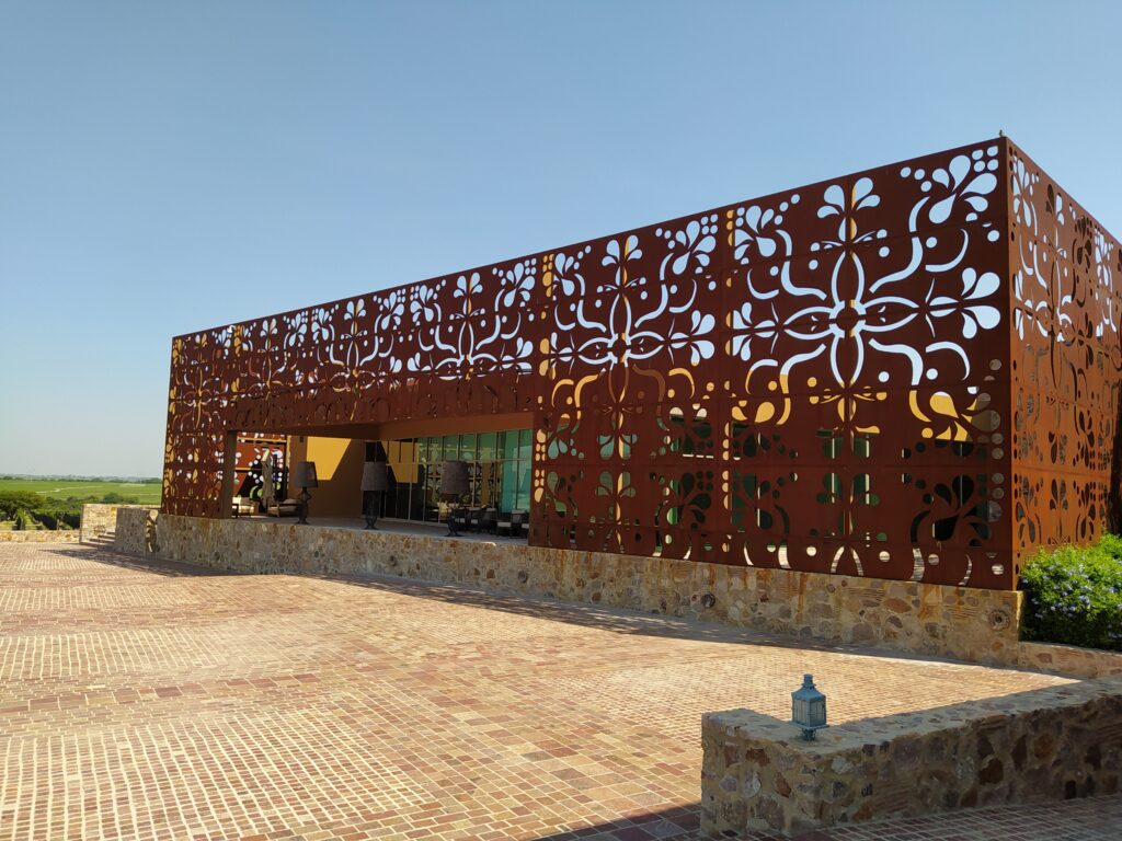 Tres Raices Winery, Mexico